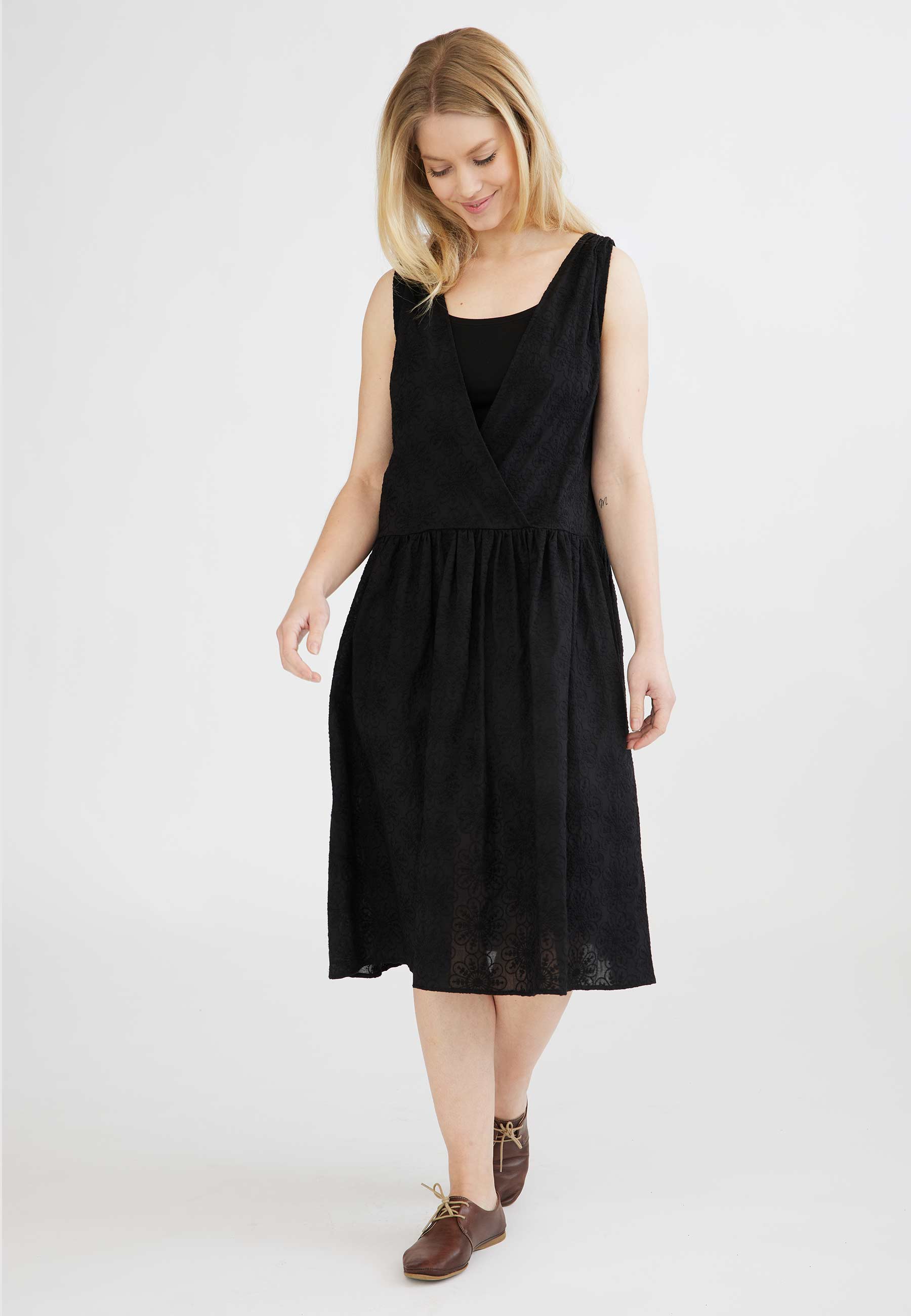 GROBUND Vilma Kleid – das wendbare in Schwarz mit Blumenstickerei