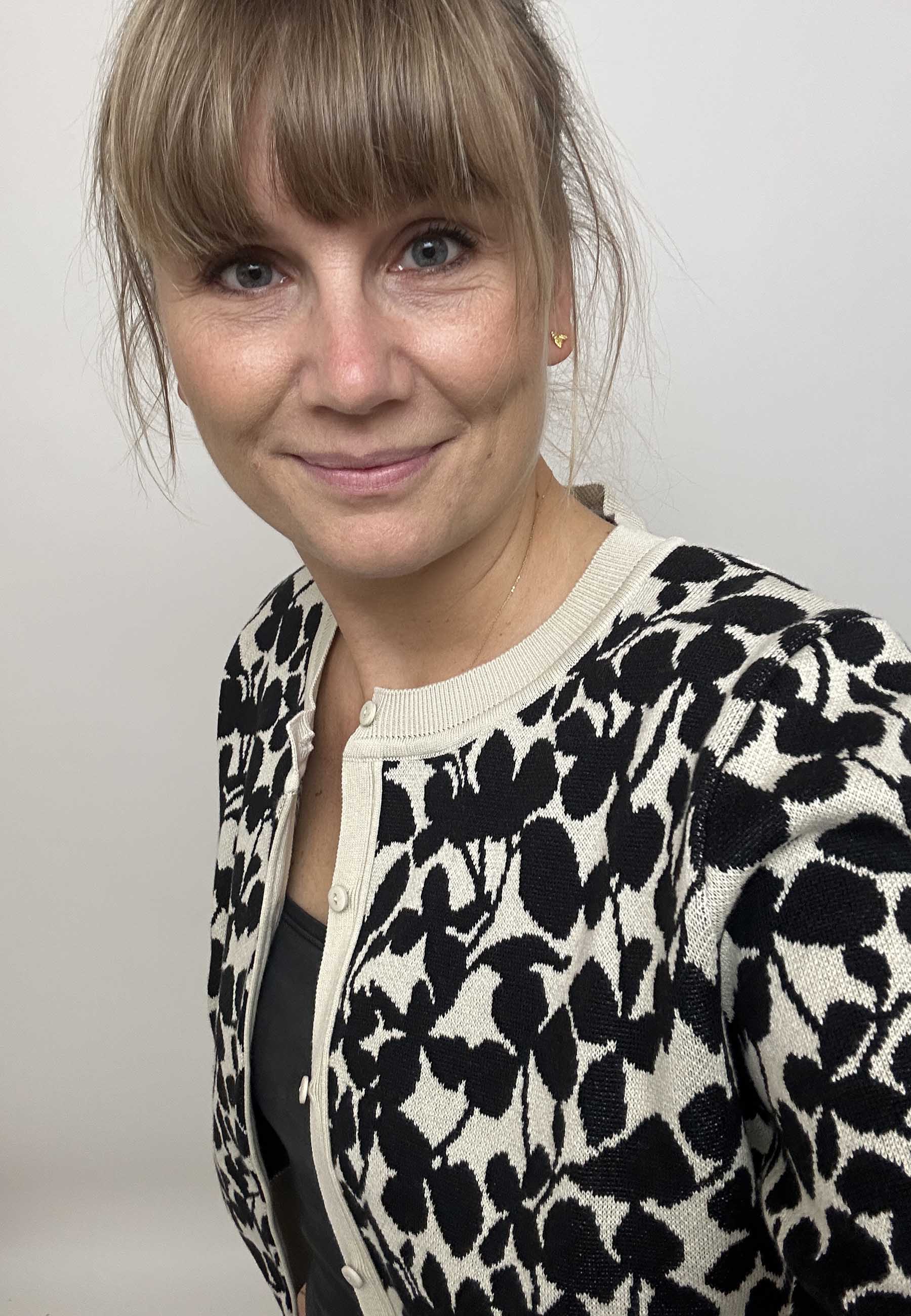 GROBUND Lydia Strickjacke - Night Flower