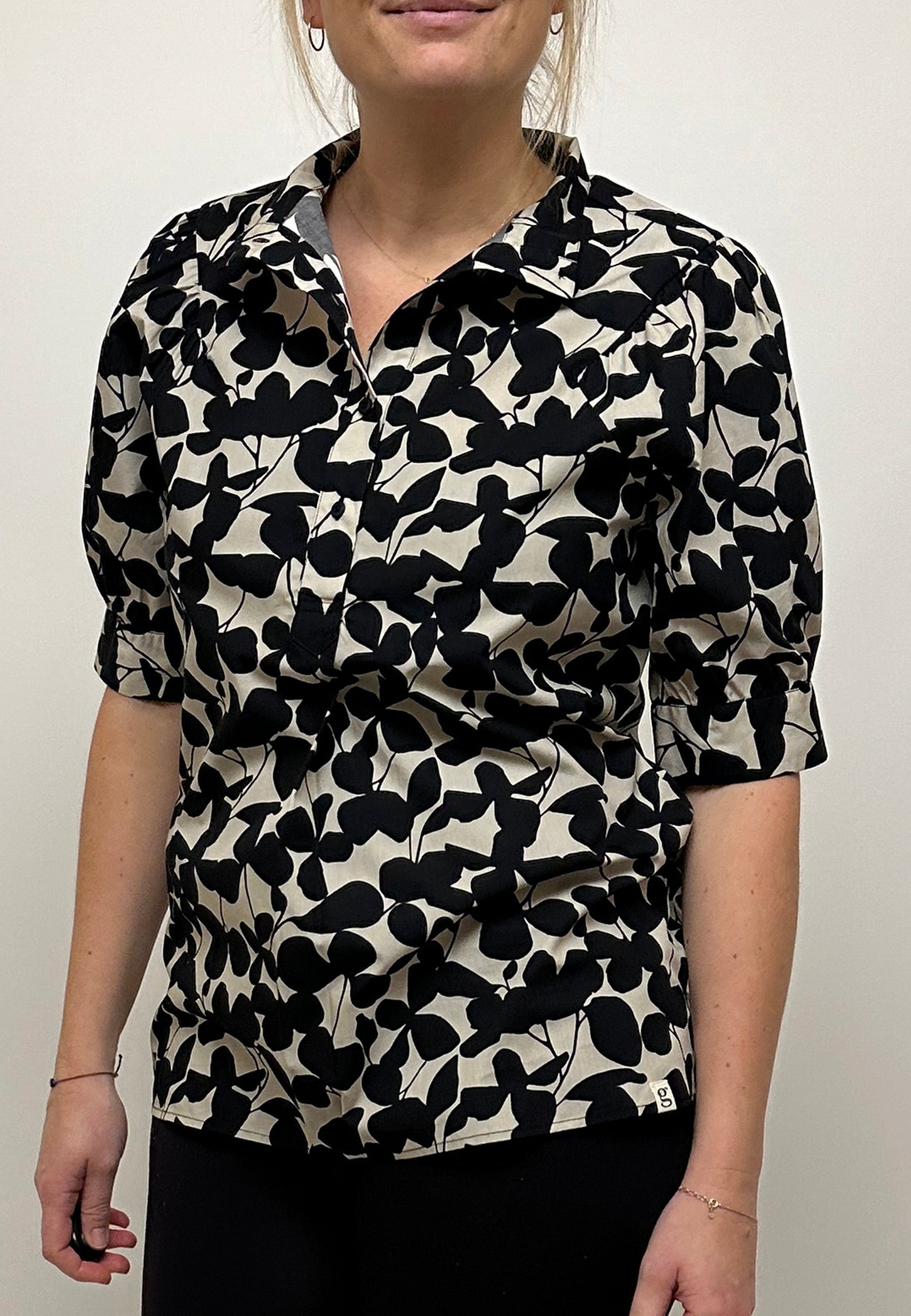 GROBUND Flora Hemd – das Kurzarmhemd mit Night Flower Print