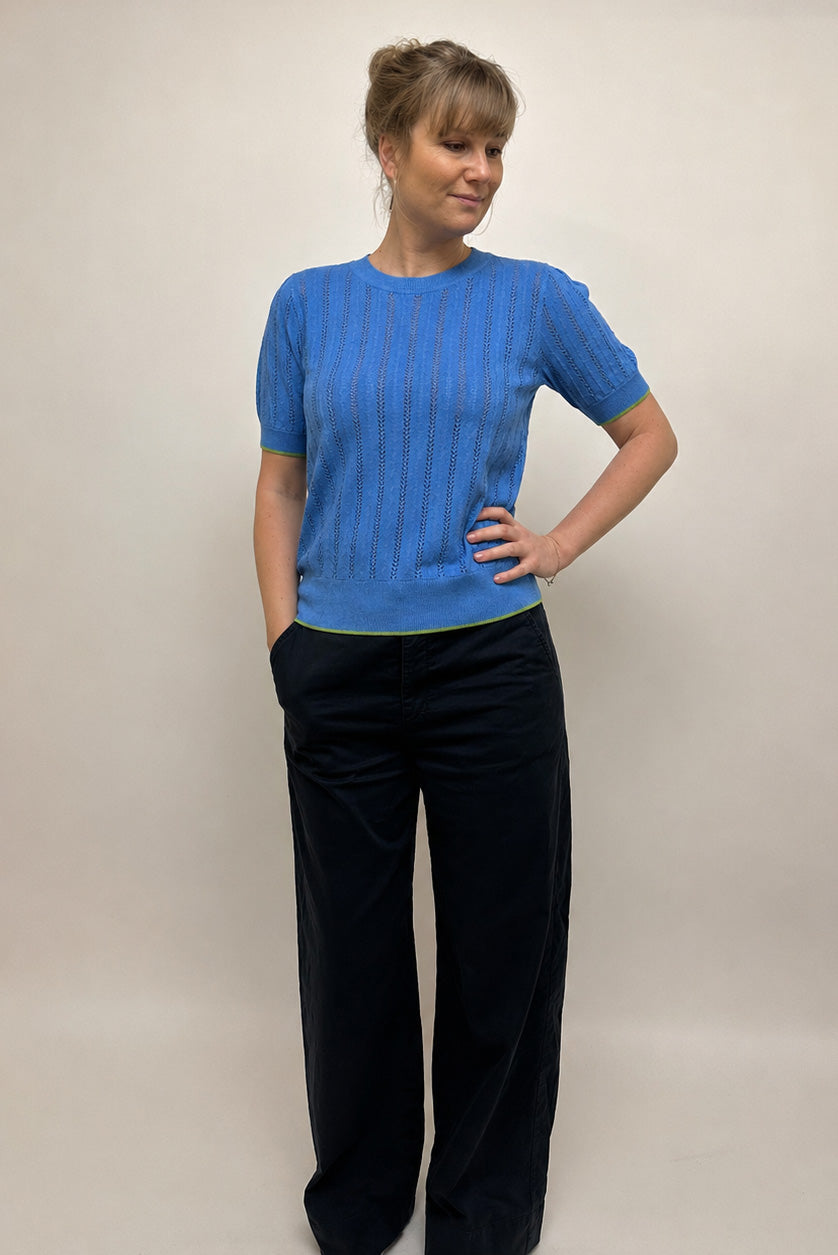 GROBUND Almine Tee - das in Ice-blue mit Kontrastkante