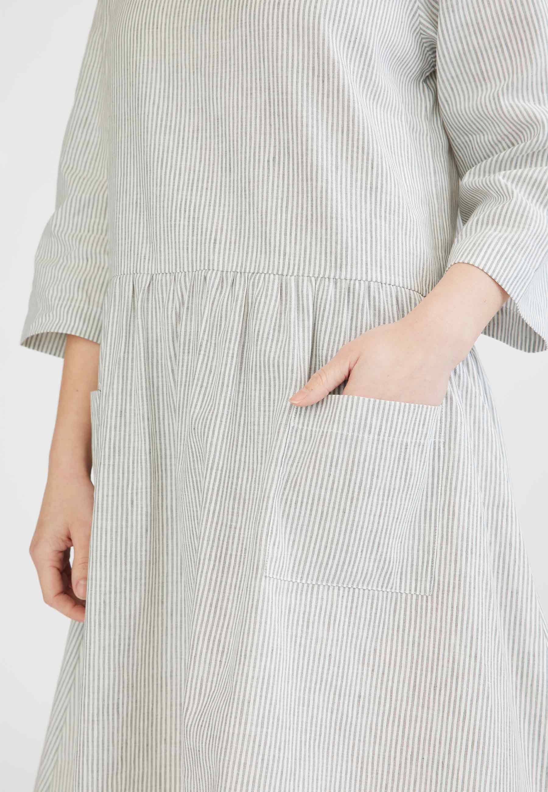 GROBUND Nuka Kleid – das mit Streifen aus Leinen und Baumwolle